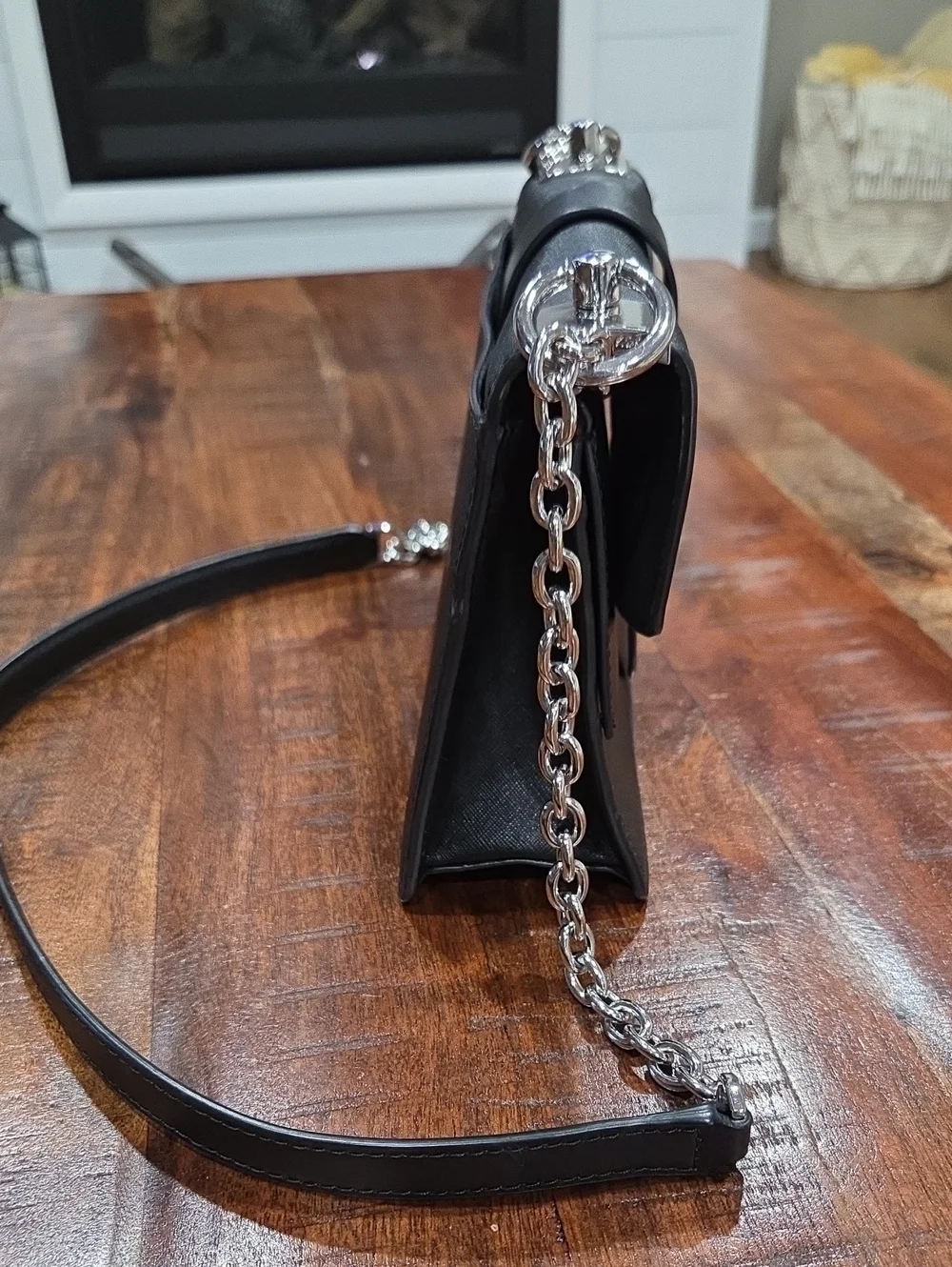 Michael Kors Chain Shoulder Bag
